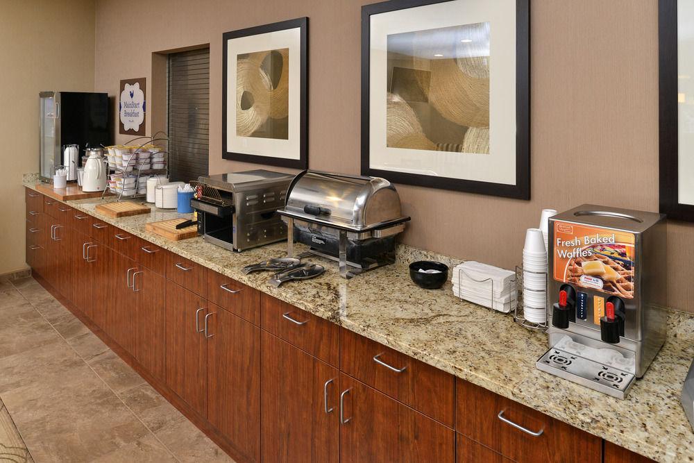 Mainstay Suites Fargo - I-94 Medical Center Экстерьер фото