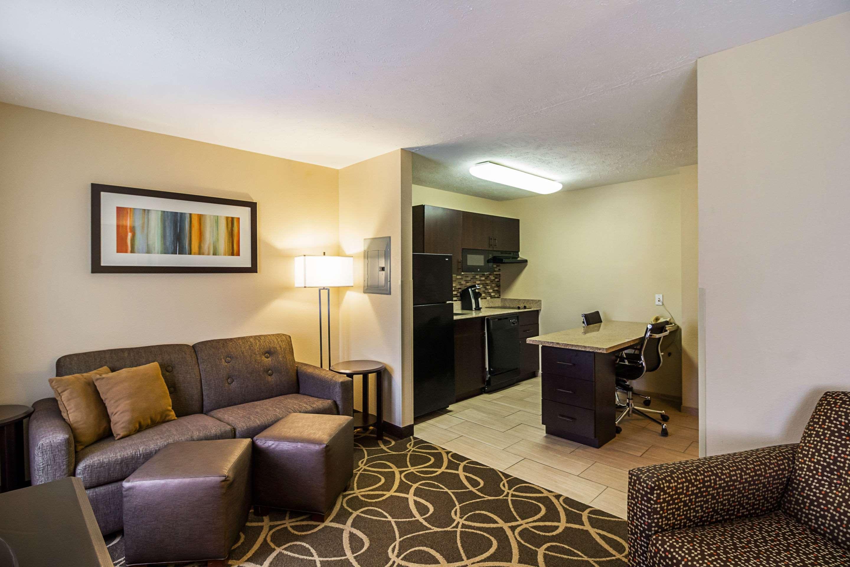 Mainstay Suites Fargo - I-94 Medical Center Экстерьер фото