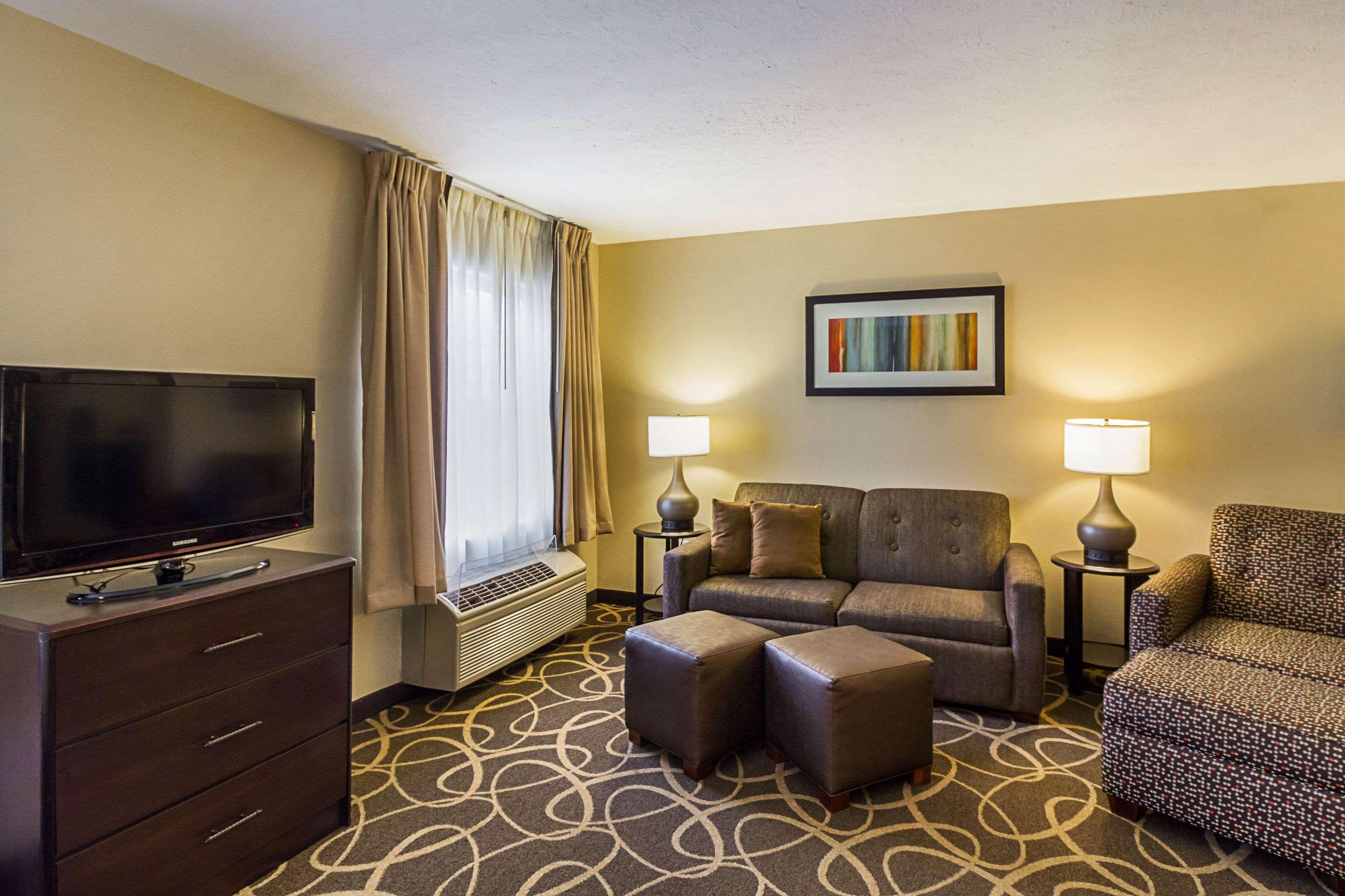 Mainstay Suites Fargo - I-94 Medical Center Экстерьер фото
