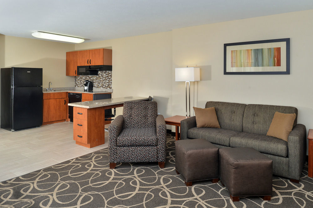 Mainstay Suites Fargo - I-94 Medical Center Экстерьер фото