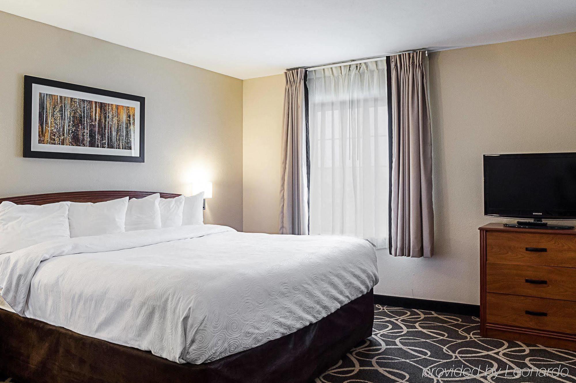 Mainstay Suites Fargo - I-94 Medical Center Экстерьер фото